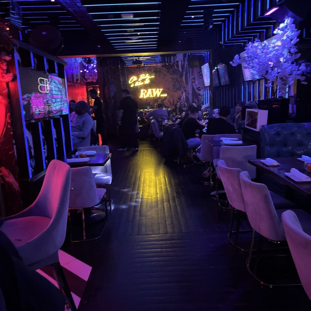 Bad Habits - Inside - Lounges Near Me - Astoria, New York