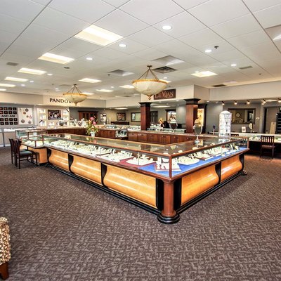 THE JEWELRY CENTER - Updated April 2026 - 14 Photos &amp; 43 Reviews - 7477 ...