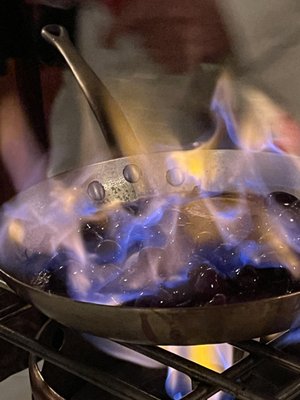 LE CONTINENTAL - Cuisine Française - Fruits de Mer / Homard / Steak - Flambé by null