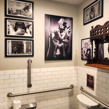 The Starving Artist - Dive Bars Near Me - Phoenix, Arizona