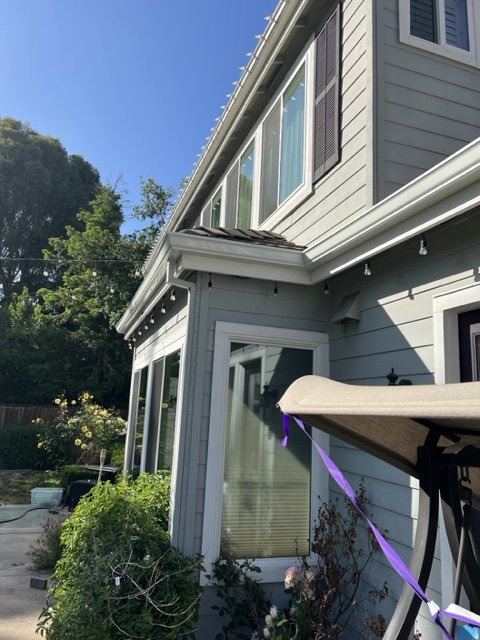 Slide of A. Mendoza Roofing