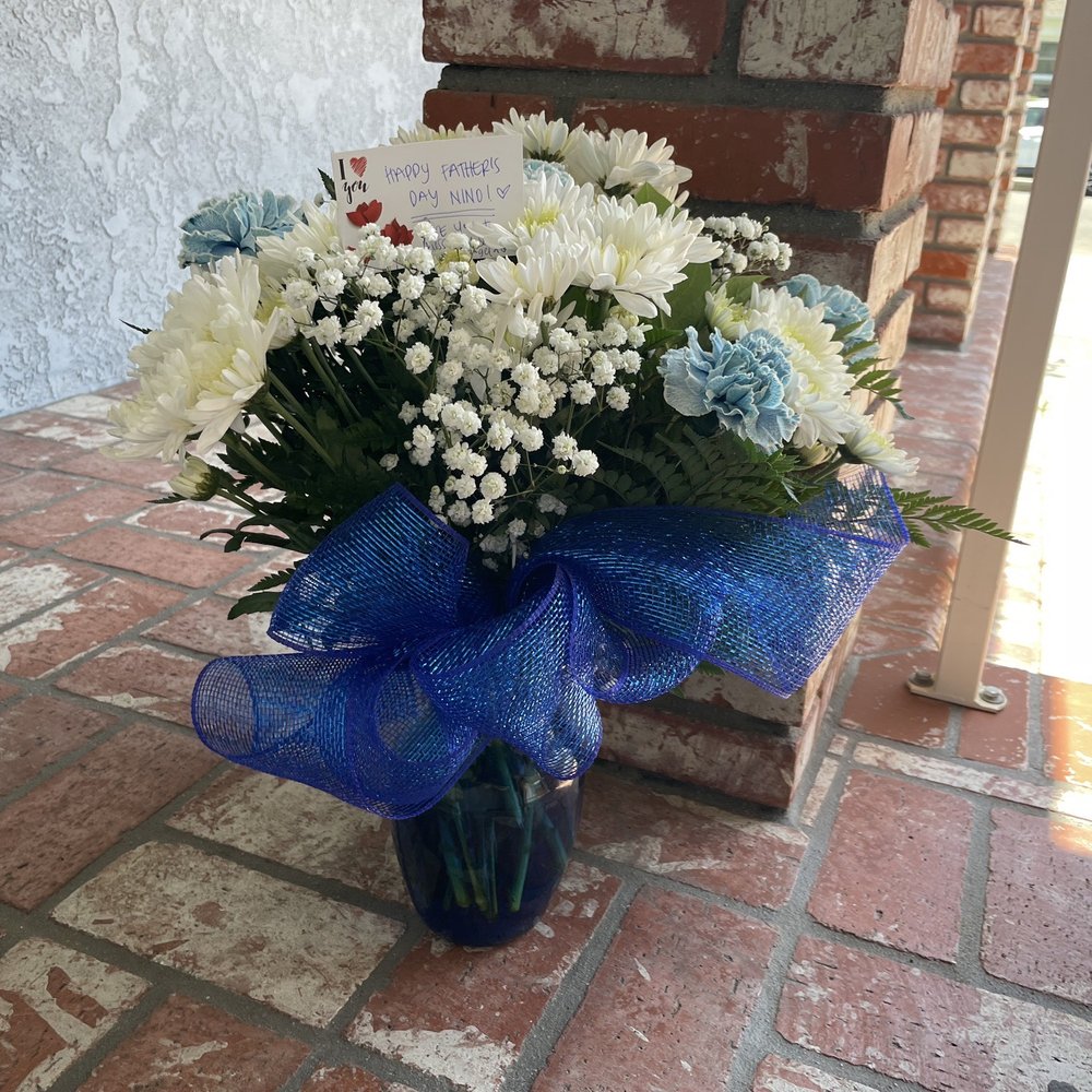 May Flowers - Blue carnations - Florists Near Me - Santa Fe Springs, California May Flowers - Blue carnations - Florists Near Me - Santa Fe Springs, California