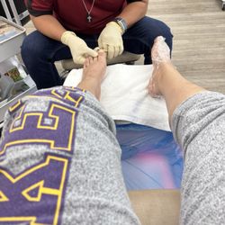 Golden Nails & Spa - Pedicure
