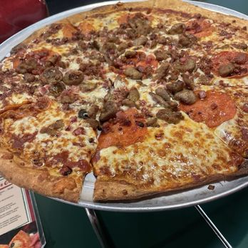 Schlittz & Giggles - 18" Big Meaty - Pizza Near Me - Baton Rouge, Louisiana Schlittz & Giggles - 18" Big Meaty - Pizza Near Me - Baton Rouge, Louisiana