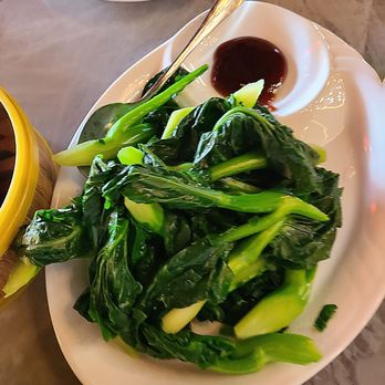 Jade Dynasty - Chinese Broccoli with Oyster Sauce - Chinese Near Me - Minneapolis, Minnesota