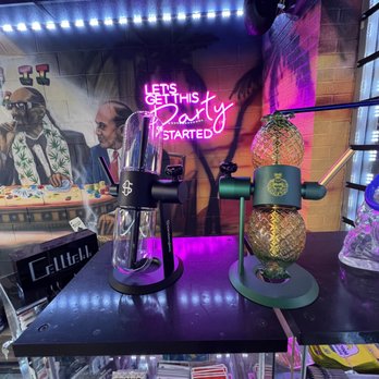 MOSHIS SMOKE & VAPE ZION - Updated May 2026 - 63 Photos - 3241 Sheridan Rd,  Zion, Illinois - Tobacco Shops - Phone Number - Yelp