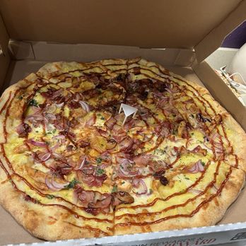 Slice House by Tony Gemignani - Bbq Chicken - Pizza Near Me - Milpitas, California Slice House by Tony Gemignani - Bbq Chicken - Pizza Near Me - Milpitas, California
