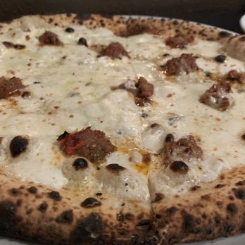 Pizzicletta - Carne dulce! The perfectly balanced pizza! - Pizza Near Me - Flagstaff, Arizona