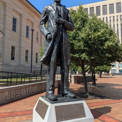 Montgomery Courthouse Square - Montgomery Courthouse Square, Dayton