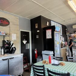 The Little Place - Interior