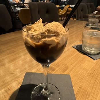 Entourage - Espresso martini - American Near Me - Naperville, Illinois Entourage - Espresso martini - American Near Me - Naperville, Illinois