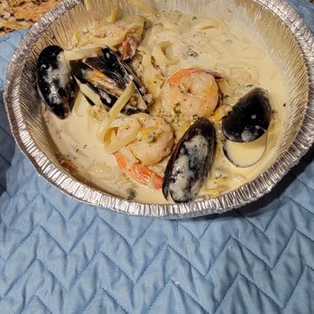 Napoli’s - Seafood Combo with white sauce - Italian Near Me - Richland, Washington Napoli’s - Seafood Combo with white sauce - Italian Near Me - Richland, Washington