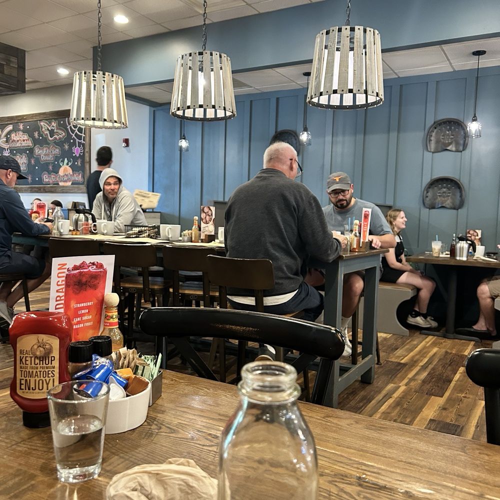 First Watch - Inside - Breakfast & Brunch Near Me - Columbus, Ohio First Watch - Inside - Breakfast & Brunch Near Me - Columbus, Ohio