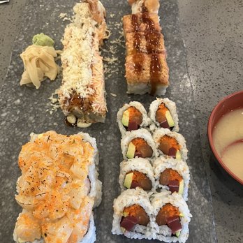 Ariake - Fairfax - Four rolls: Volcano and Delux Ariake (top), Spicy Scallop and Ariake roll (bottom) - Japanese Near Me - Fairfax, Virginia