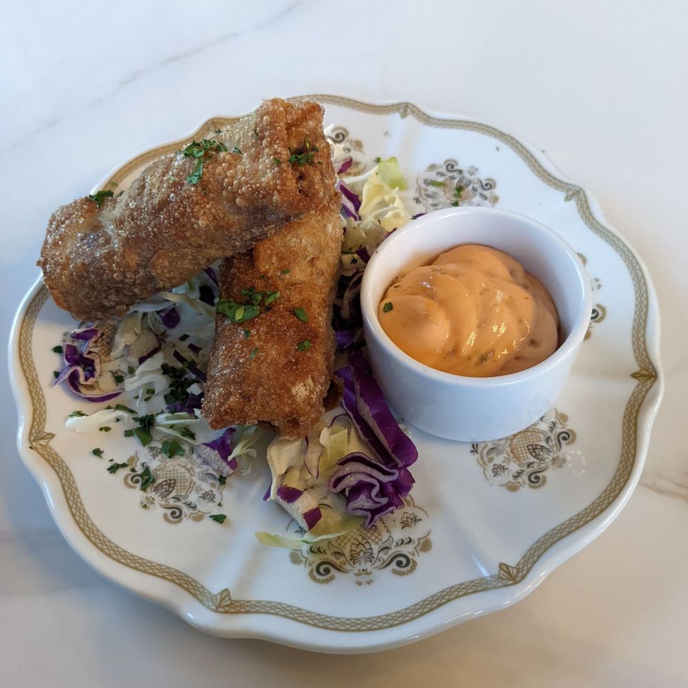 Gibson's Irish Pub - Corn beef and cabbage (Irish Egg Rolls) - Irish Pub Near Me - Walnut Creek, California Gibson's Irish Pub - Corn beef and cabbage (Irish Egg Rolls) - Irish Pub Near Me - Walnut Creek, California