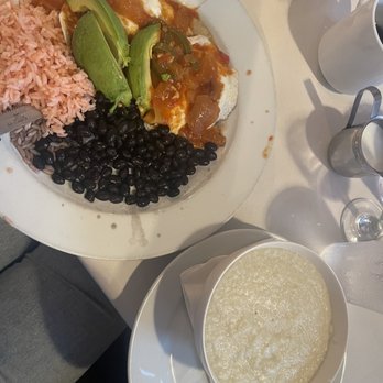 Midnight Express Diner - huevos rancheros and cheese grits - Diners Near Me - New York, New York