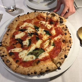 Arancino at The Kahala - Pizza Margherita - Pizza Near Me - Honolulu, Hawaii