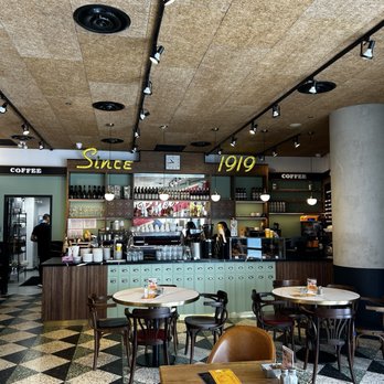 Cafe Landwer - Cafes Near Me - Toronto, Ontario
