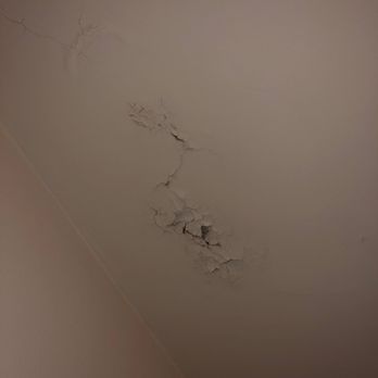 Parkmerced - Leaking ceiling - Apartments Near Me - San Francisco, California Parkmerced - Leaking ceiling - Apartments Near Me - San Francisco, California