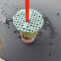 Gong Cha - Tasty strawberry maycha boba