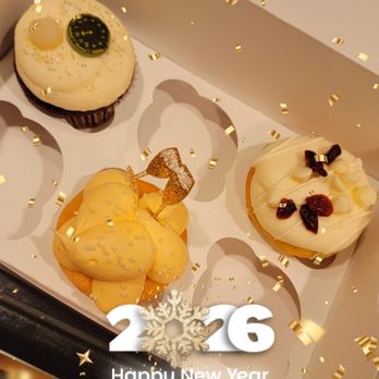 Wanna Cupcake? Bakery Cafe - New Years Eve Cupcakes!! Gingerbread, Cranberry and Mimosa - Bakeries Near Me - Puyallup, Washington Wanna Cupcake? Bakery Cafe - New Years Eve Cupcakes!! Gingerbread, Cranberry and Mimosa - Bakeries Near Me - Puyallup, Washington