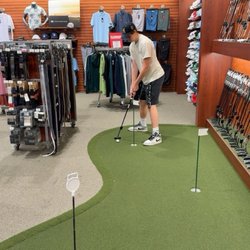 DICK'S Sporting Goods