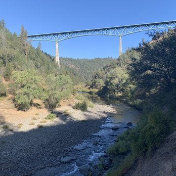 Lake Clementine - Start of hike - Lakes Near Me - Auburn, California