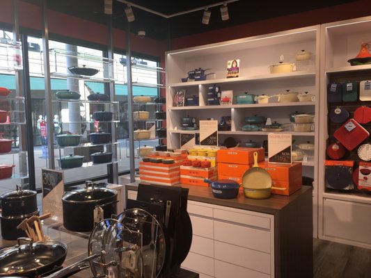 Le Creuset Outlet Store by null