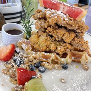 Sweet Maple - chicken croffle - Breakfast & Brunch Near Me - Cupertino, California Sweet Maple - chicken croffle - Breakfast & Brunch Near Me - Cupertino, California