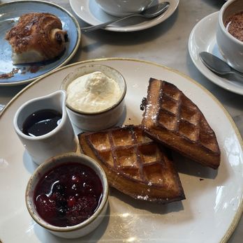 Gordon Ramsay Bar & Grill - British Near Me - London, XGL