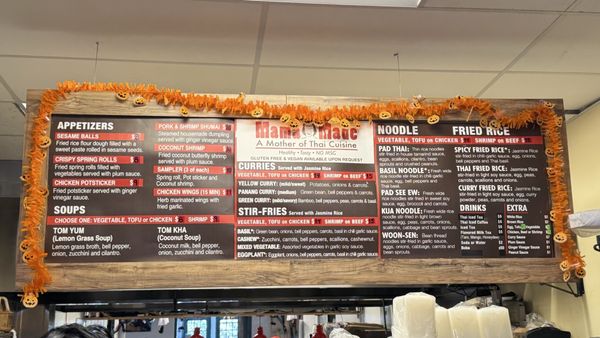 Mama Made Thai by null