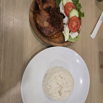 Eaton Cafe - Duck Penyet - Ramen Near Me - Elmhurst, New York Eaton Cafe - Duck Penyet - Ramen Near Me - Elmhurst, New York