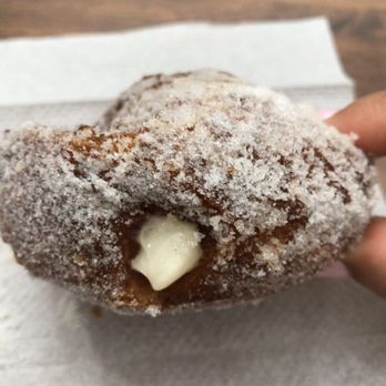 Leonard's Bakery - Custard filled malasada - Bakeries Near Me - Honolulu, Hawaii Leonard's Bakery - Custard filled malasada - Bakeries Near Me - Honolulu, Hawaii