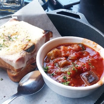 Le Bistro - French Near Me - Roswell, Georgia