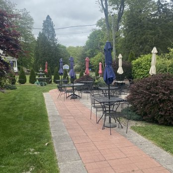 KB's Coffee House - Outdoor patio dining - American Near Me - Shavertown, Pennsylvania