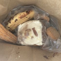 Noahs Bakery - My goodies