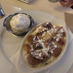 Bread pudding tastes like deep fried doughnuts (but not heavy) with condensed milk and ice cream Omgggg A++++ Bread pudding tastes like deep fried doughnuts (but not heavy) with condensed milk and ice cream Omgggg A++++