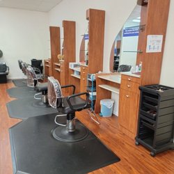 Kohinoor Beauty Salon