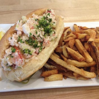 Fish Lads - lobster roll - Seafood Markets Near Me - Grand Rapids, Michigan