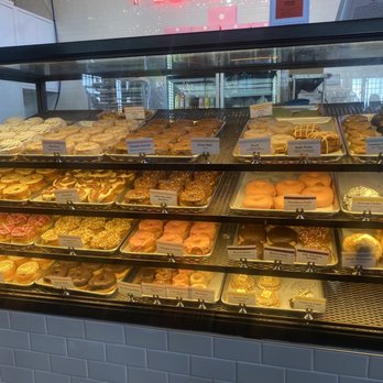 Five Daughters Bakery - Vast selection - Donuts Near Me - Nashville, Tennessee