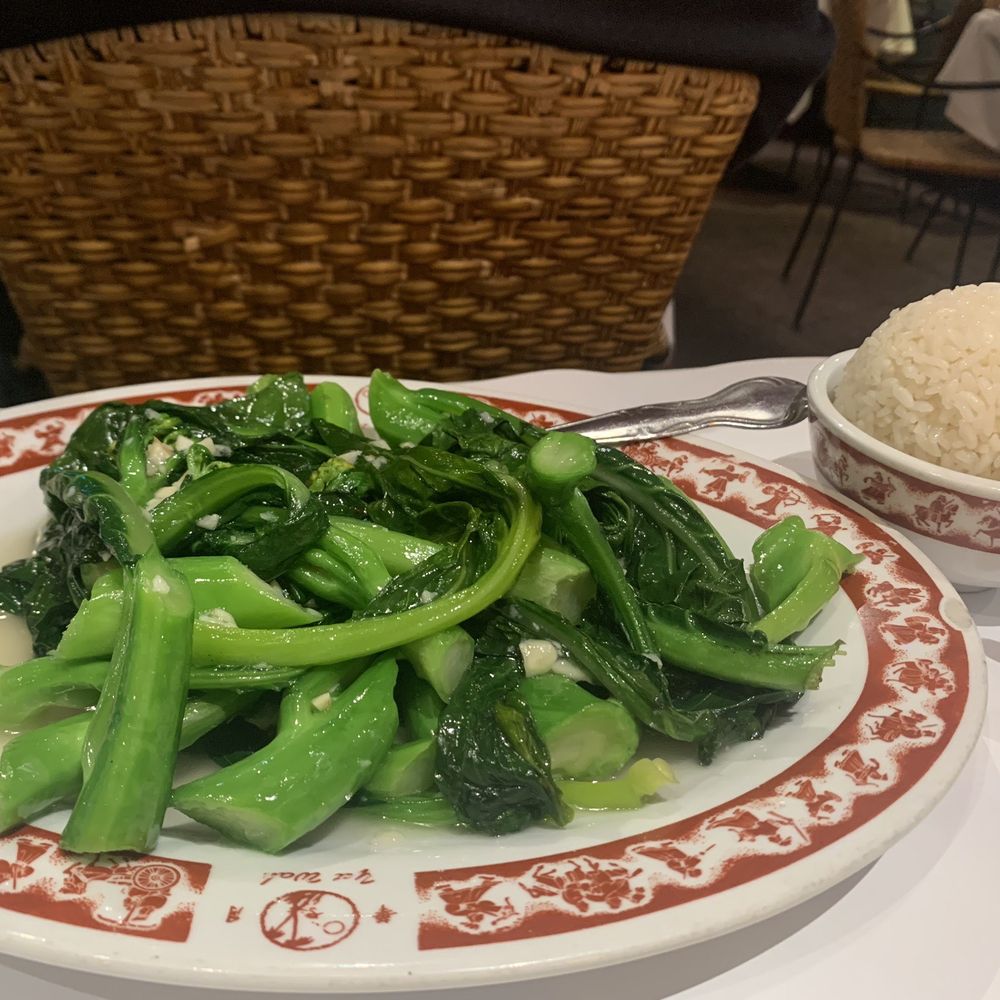 Yet Wah Restaurant - DELICIOUS Sauteed Chinese Broccoli with Garlic Sauce - Chinese Near Me - San Rafael, California Yet Wah Restaurant - DELICIOUS Sauteed Chinese Broccoli with Garlic Sauce - Chinese Near Me - San Rafael, California