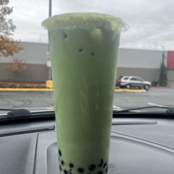 Jade Lounge - Classic Matcha - Desserts Near Me - Tacoma, Washington
