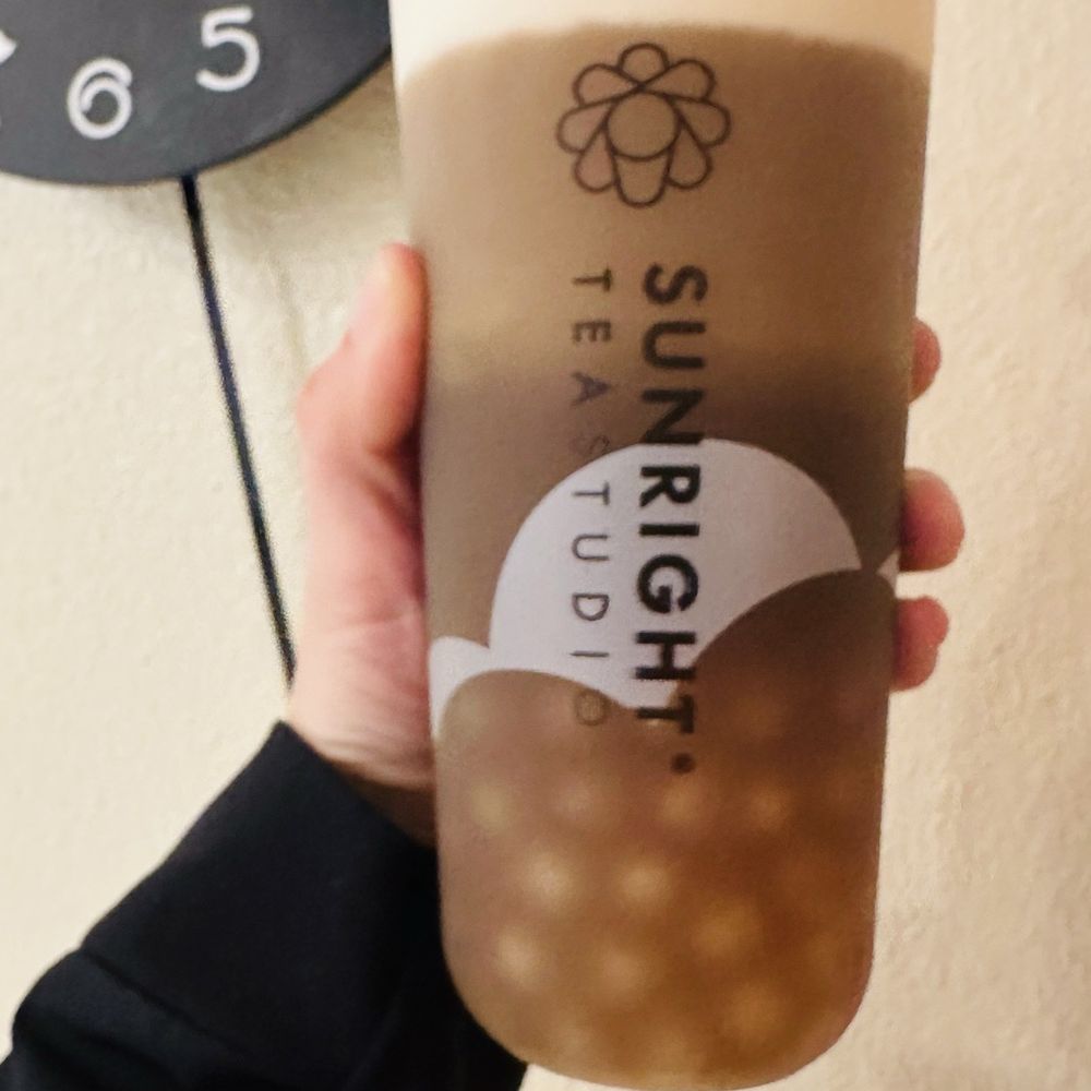 Sunright Tea Studio - Arcadia - Cheese foam white peach oolong tea !!! - Bubble Tea Near Me - Arcadia, California Sunright Tea Studio - Arcadia - Cheese foam white peach oolong tea !!! - Bubble Tea Near Me - Arcadia, California