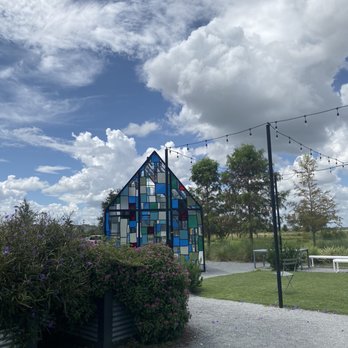 Canvas - Outside Area - New American Near Me - Orlando, Florida Canvas - Outside Area - New American Near Me - Orlando, Florida