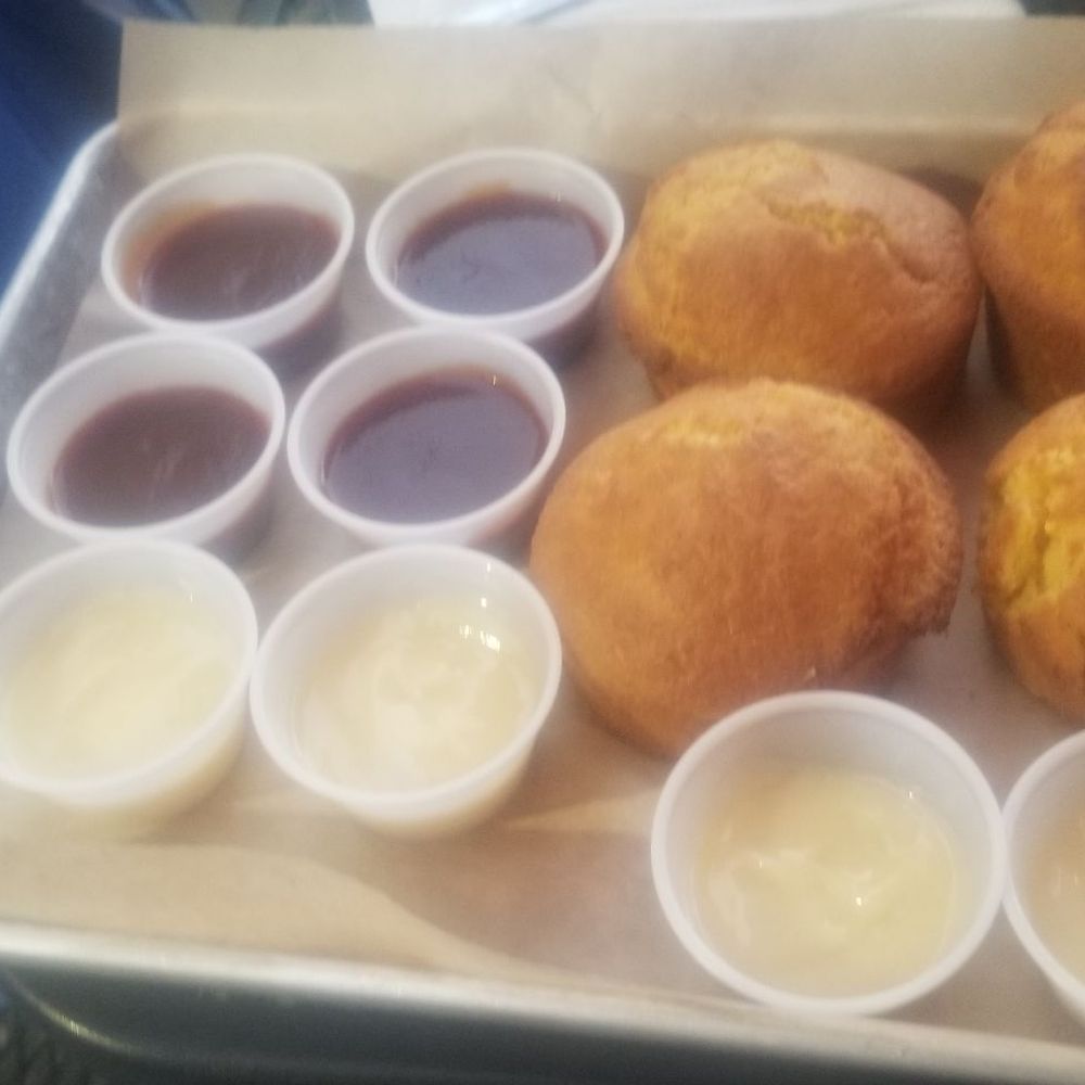 Hog Wild Bar-B-Que - Corn bread, honey butter & bbq sauce for the family meal for 4. - Barbeque Near Me - Placerville, California Hog Wild Bar-B-Que - Corn bread, honey butter & bbq sauce for the family meal for 4. - Barbeque Near Me - Placerville, California