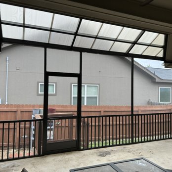 Outdoor Living Spaces - This screen has a built in rail system and a poly gal cover. - Patio Coverings Near Me Outdoor Living Spaces - This screen has a built in rail system and a poly gal cover. - Patio Coverings Near Me