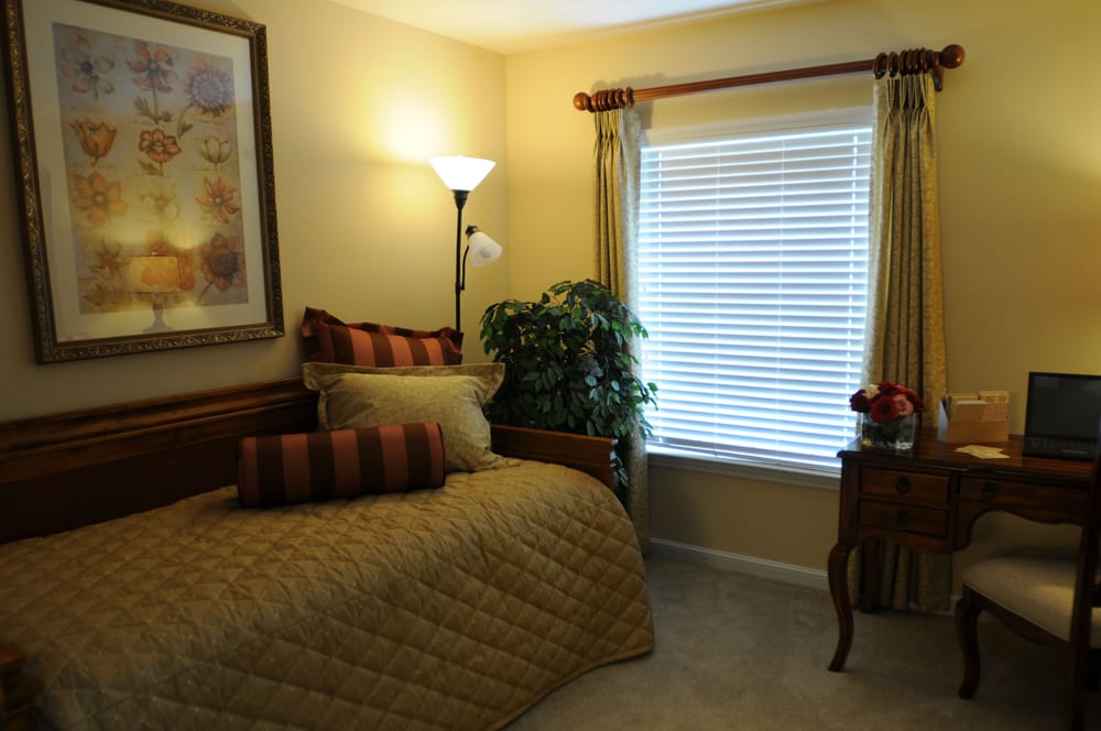 THE FORUM AT LINCOLN HEIGHTS 311 Nottingham WeStreet, San Antonio, Texas Retirement Homes