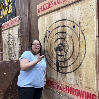 Lizzie’s Axe Throwing - Axe Throwing Near Me - Brighton, Colorado
