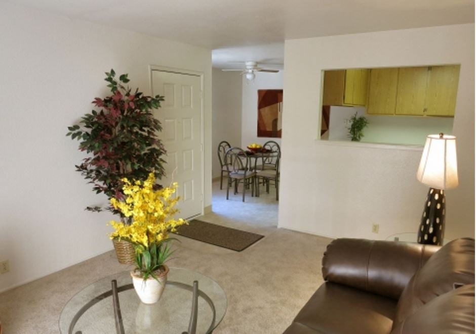 ZINFANDEL RANCH APARTMENTS Updated August 2024 10 Photos & 15