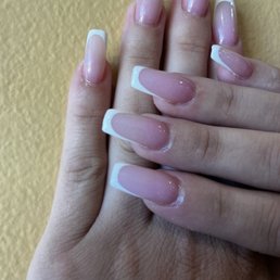Acrylic fill nails French style Acrylic fill nails French style